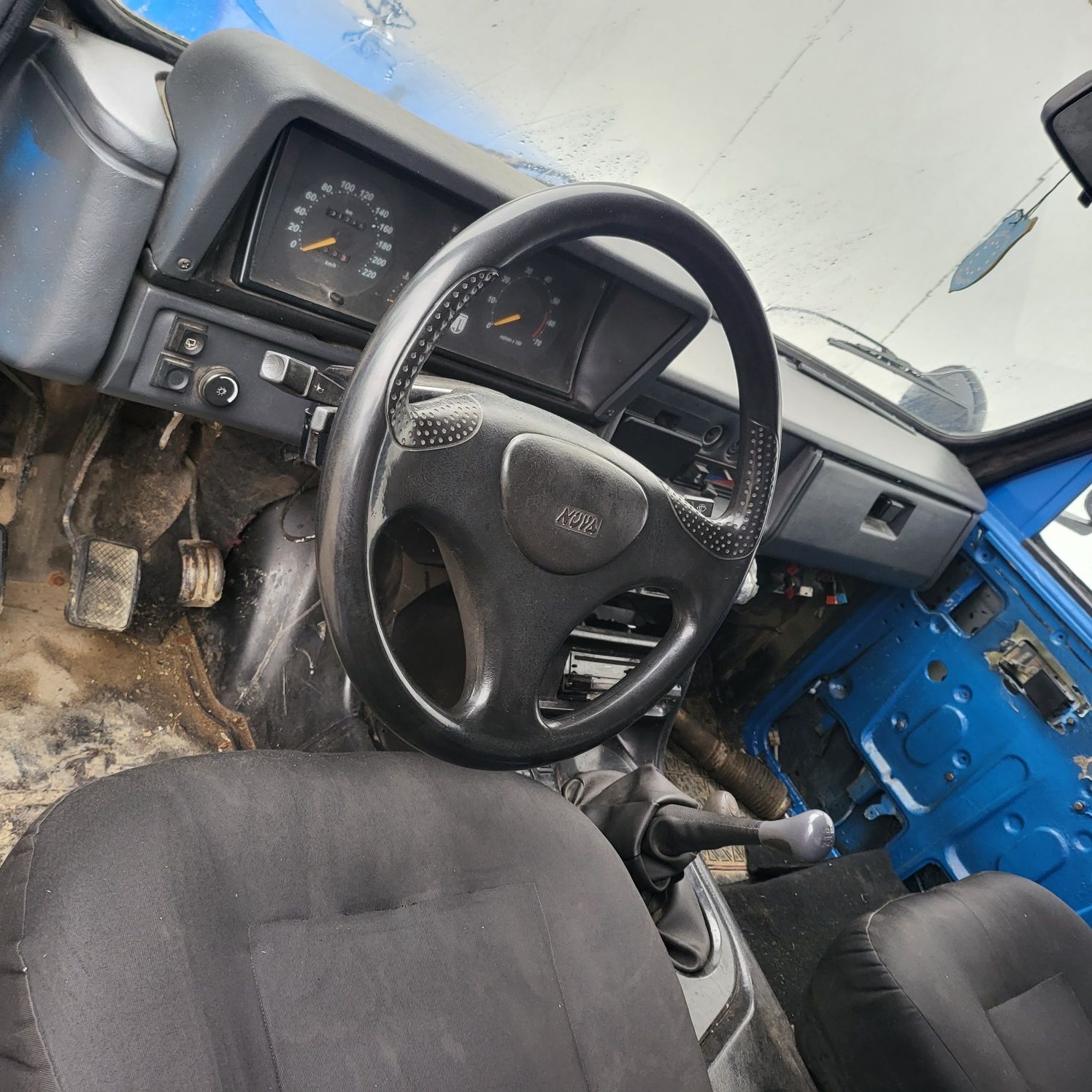 vând aro 242 motor toyota