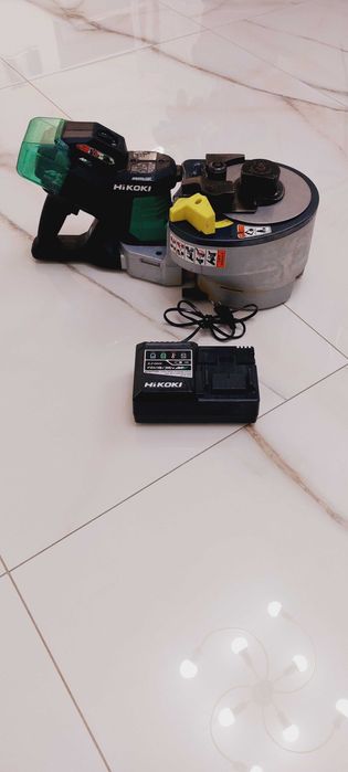 Mașină de indoit fier beton Hikoki