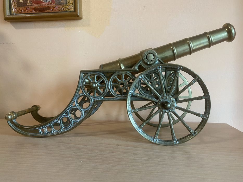 Tun bronz- obiect decorativ