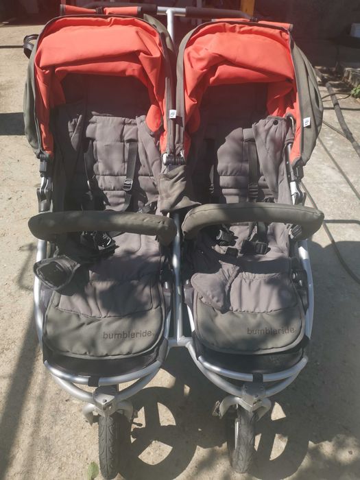 Количка за близнаци Bumbleride