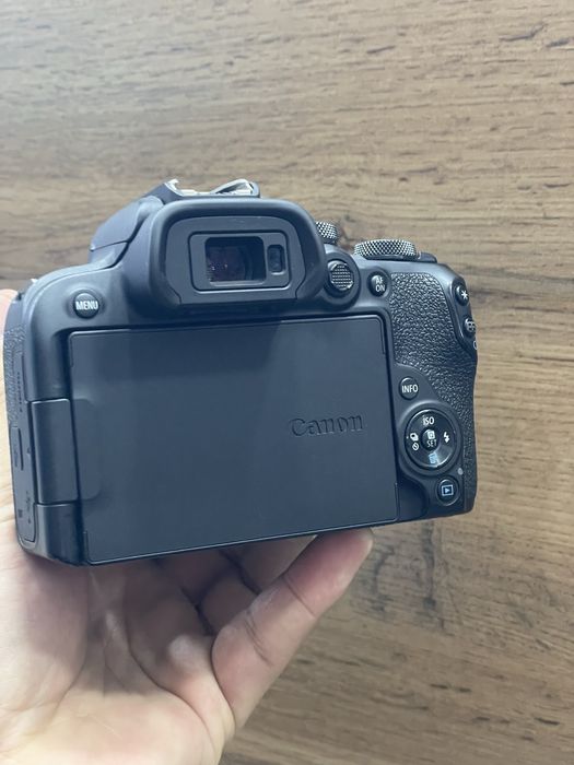 Canon EOS R10  4K video sifat