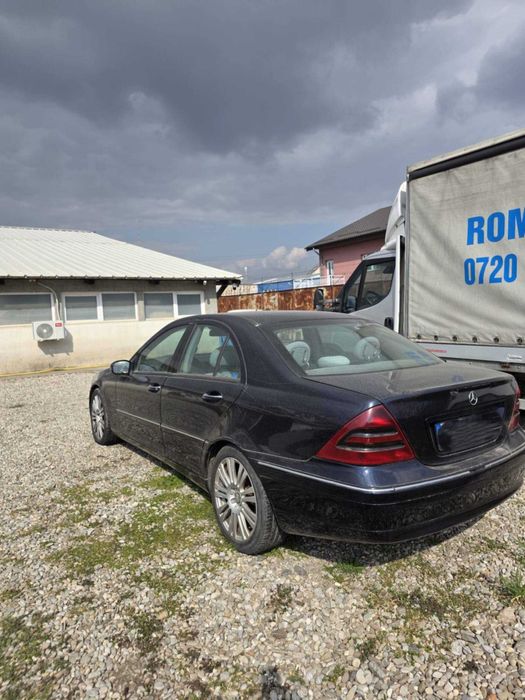 Mercedes c220 2004