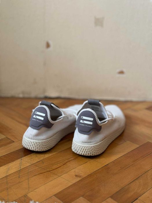 Мъжки маратонки  Adidas Pharell Williams