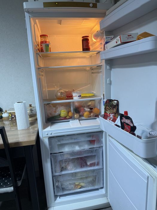Холодильник INDESIT