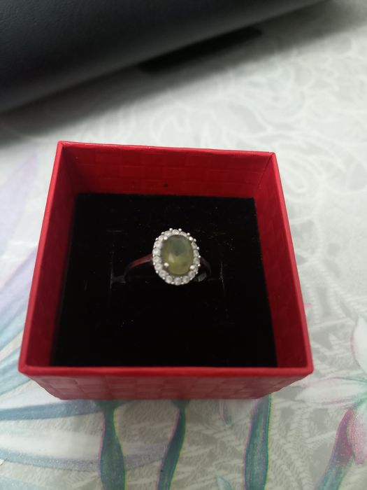 Продаётся кольцо серебро