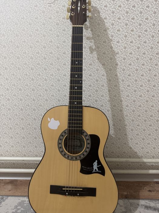 Гитара сатыладыы