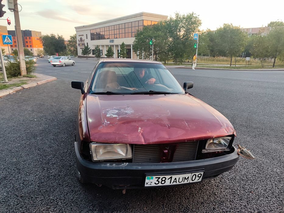 Запчасти на Ауди 80 бочка Б3