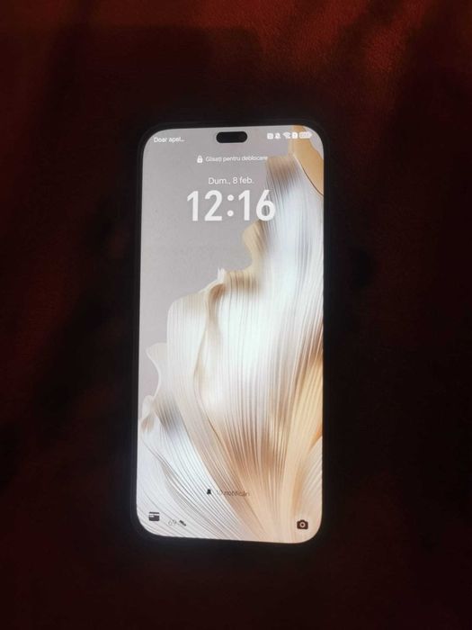 Vand Honor X8b foarte putin folosit