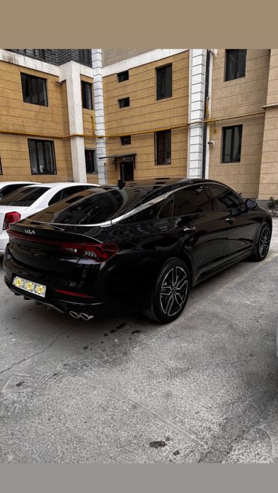 Kia k5 2025 yil full pozitsiya navaroti bor tez va arzon sotiladi