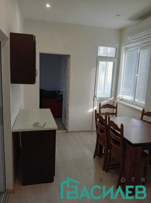 Продава 3-СТАЕН град София, Център