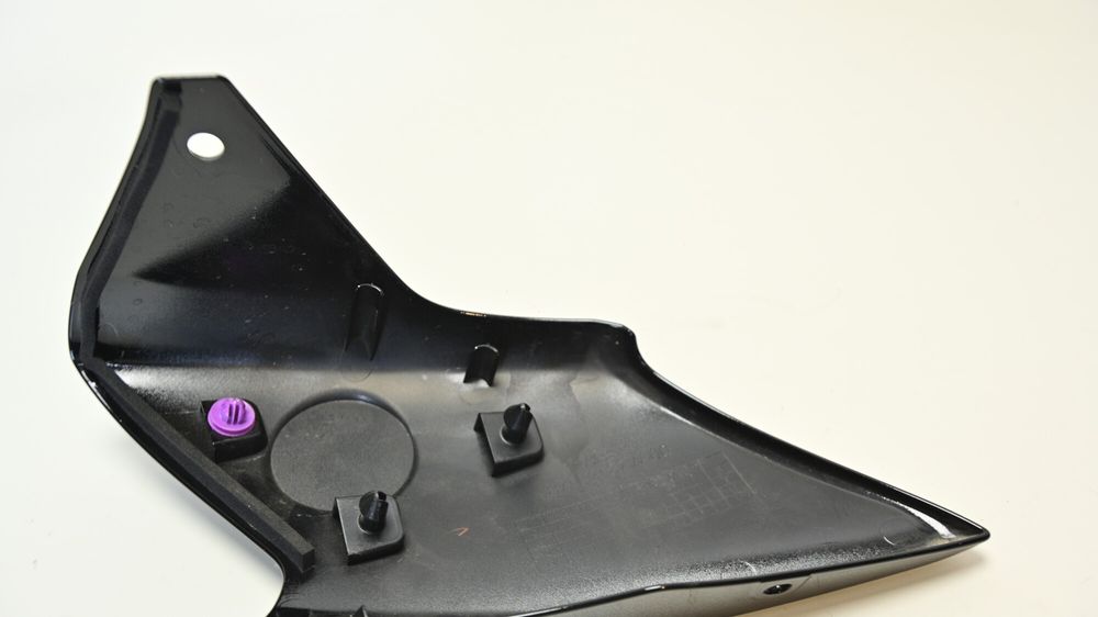 Carena Rezervor Benzina Stanga Yamaha MT09 / SP 2021 - 2023