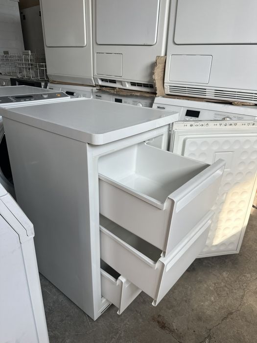 Фризер +гаранция 1 година. SIEMENS. КЛАС А. Безплатна доставка за София