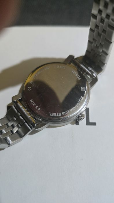 Ceasuri marca Fossil pentru el și ea.