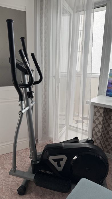 Эллиптический тренажер