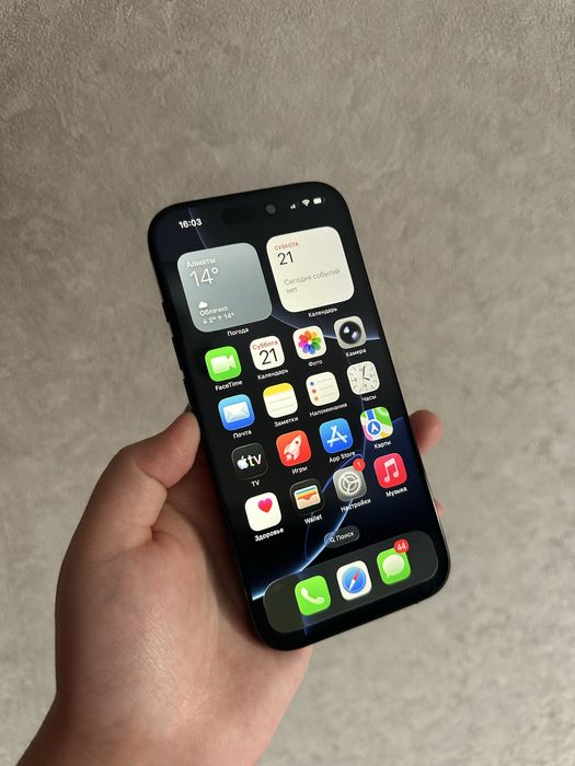 Айфон 15про 256гб идеал