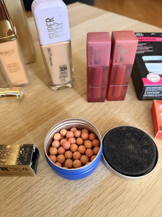 Разпродажба козметика Kiko Maybelline