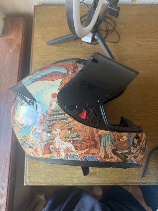 Мотошлем QIKE новый