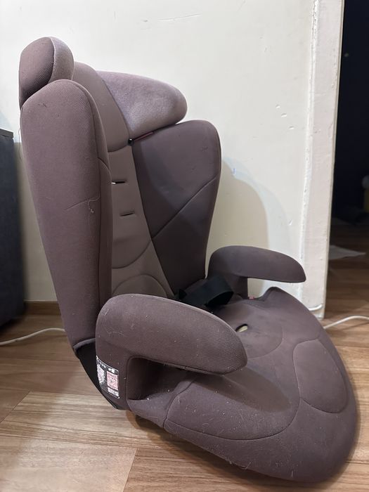 Детское автокресло от 2-12 лет