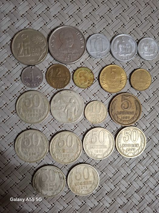Монеты    разные