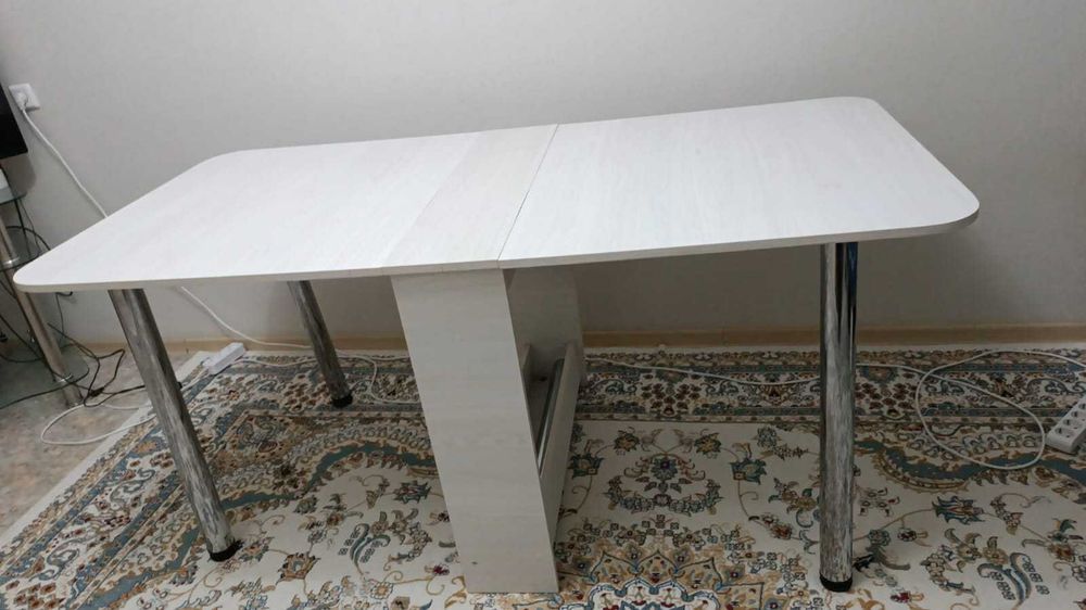 Продаю раскладной стол