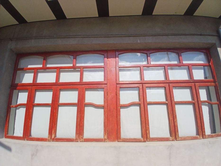 Katta o'lchamda rom sotiladi