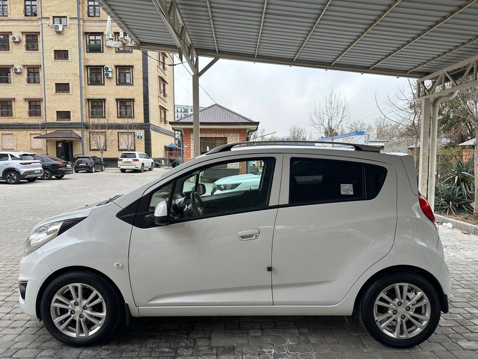 Spark sotiladi 1.25 Avtomat