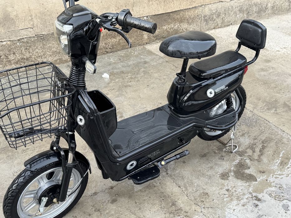 Скутер Jorgatai M3 PRO