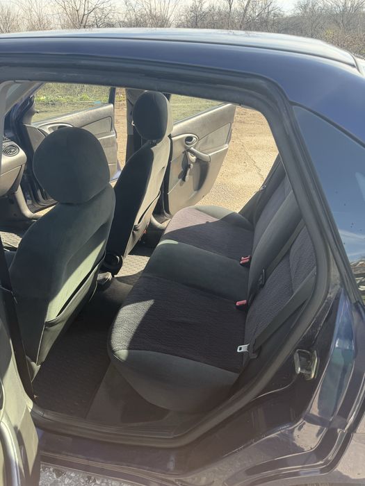 Ford focus 2000 г.