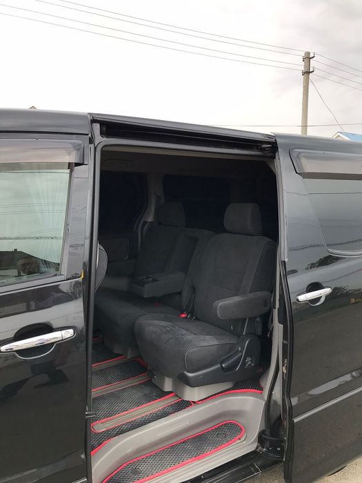 Тайота Альфард 2007