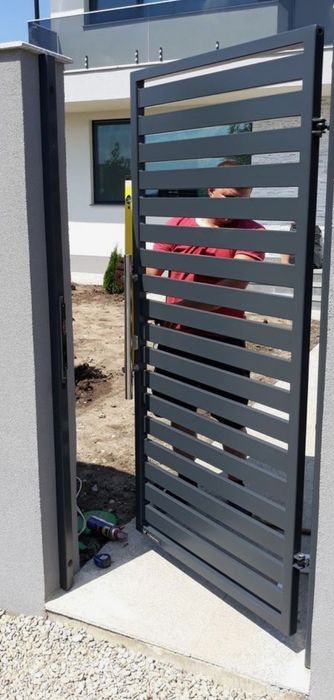 Construcții metalice complexe si garduri