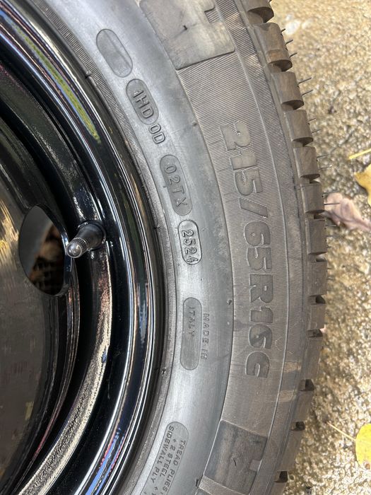 215/65/16 C 2бр. летни гуми с джанти Michelin Agilis  ЧИСТО НОВИ!!!