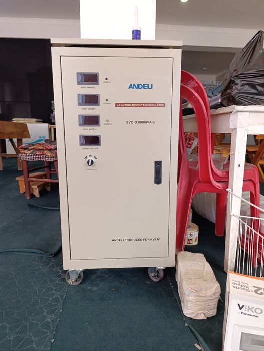 Стабилизатор напряжения