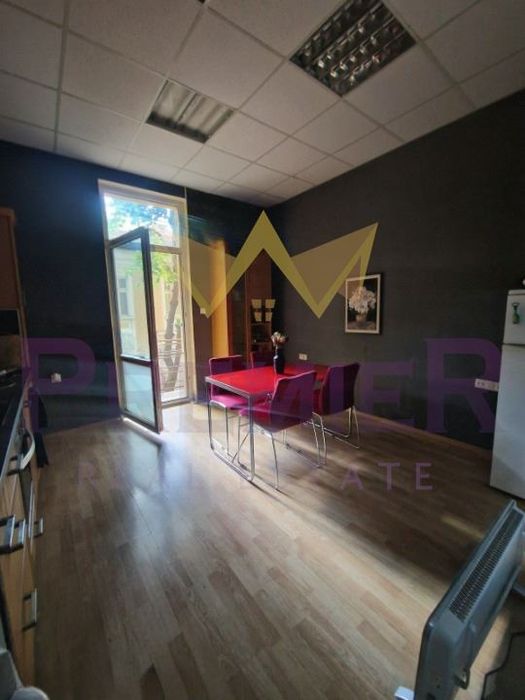 Продава се Многостаен апартамент в София, Център - 157 кв.м за 1719 €/кв.м - Снимка #1