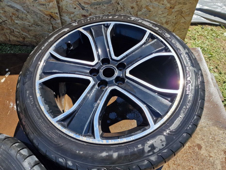 Set jante Land Rover Range Rover Sport Good Year 275 40 20 roti 2021