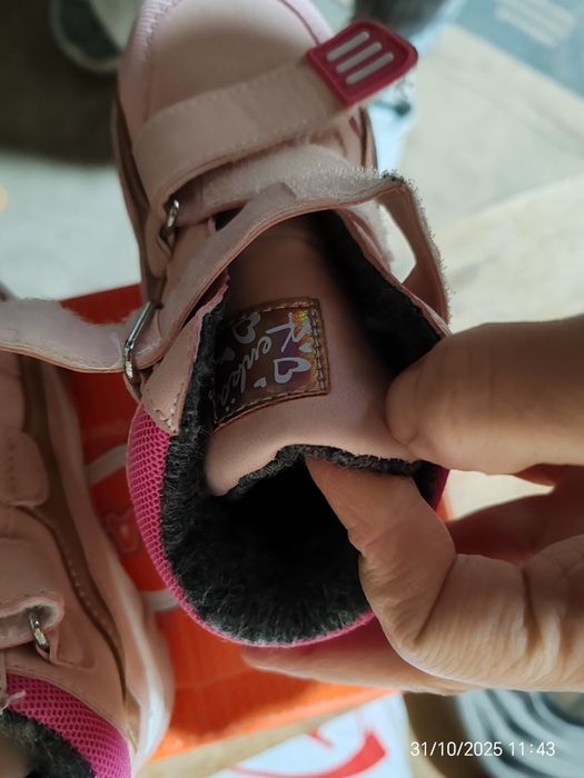 Сапожки  на девочку