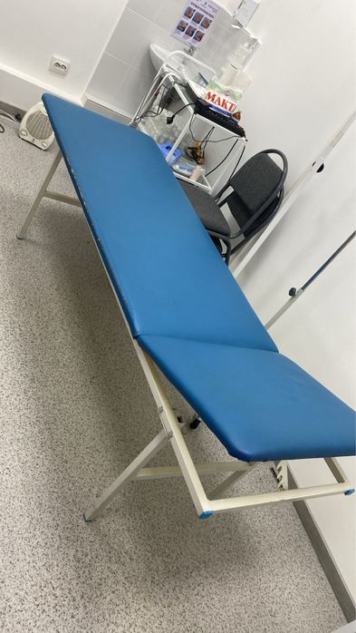 Кушетка медицинская