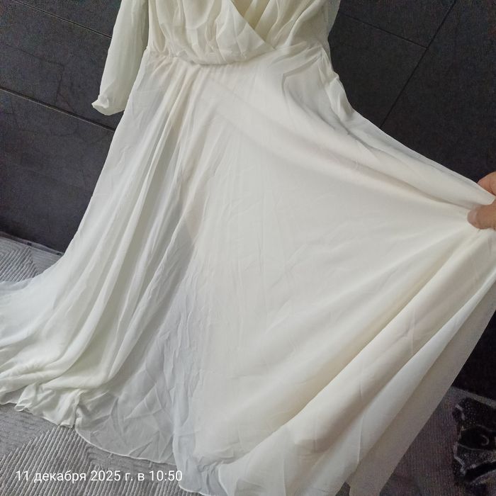 Продам новое платье