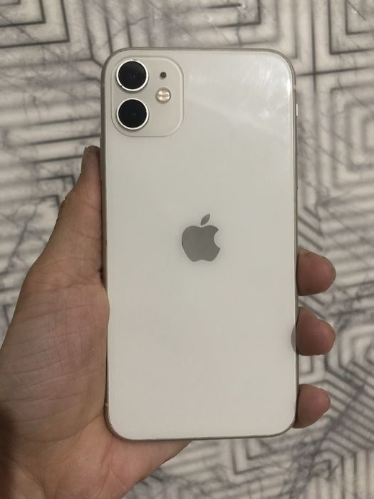 Айфон 11 на обмен !