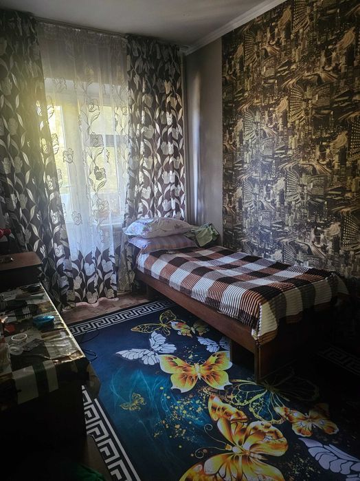 Б/у мебель, посуда, и прочее