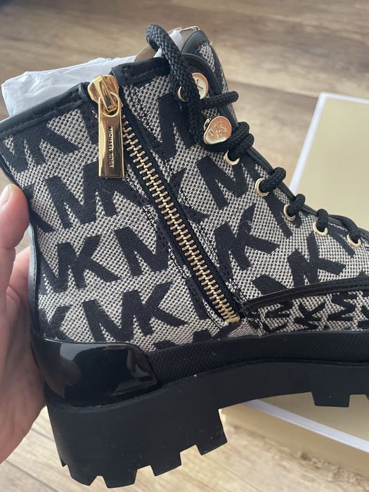 Боти Michael Kors