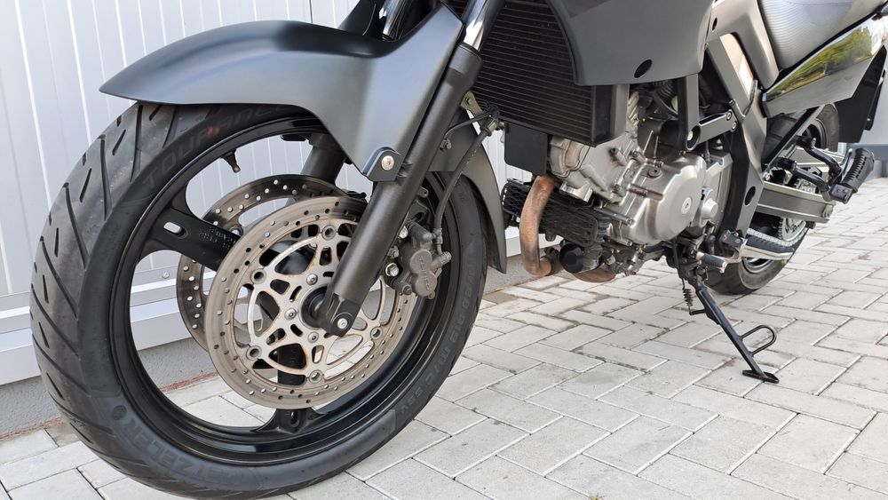 MotoFly vinde Suzuki DL650 -Strom 2006