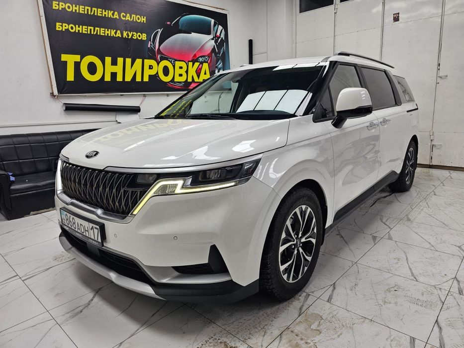 Kia Carneval 2021 год