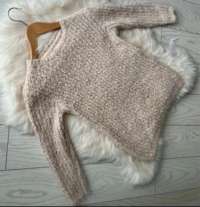 Pulover pufos pentru fete 12-13 ani, Primark