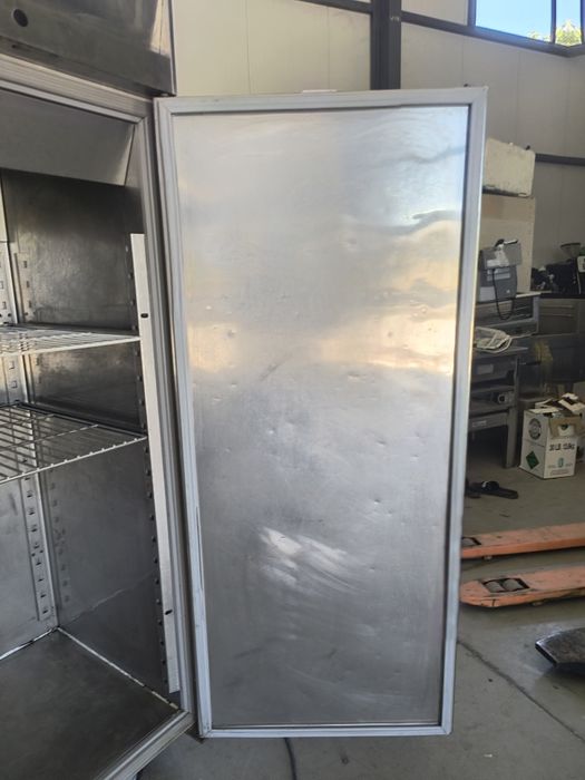 Двоен хл. Шкаф -- 2 + 8 градуса