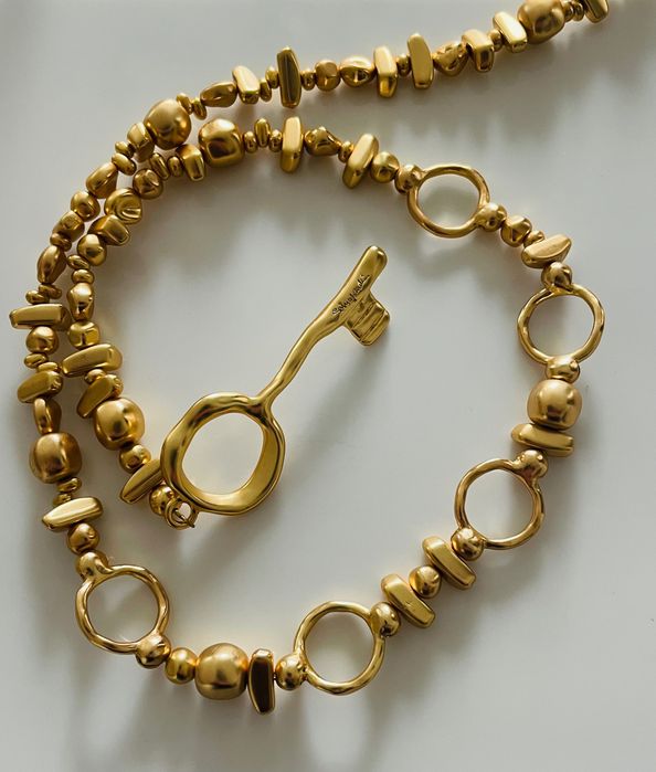 Позлатено колие стил Schiaparelli с висулка ключ.