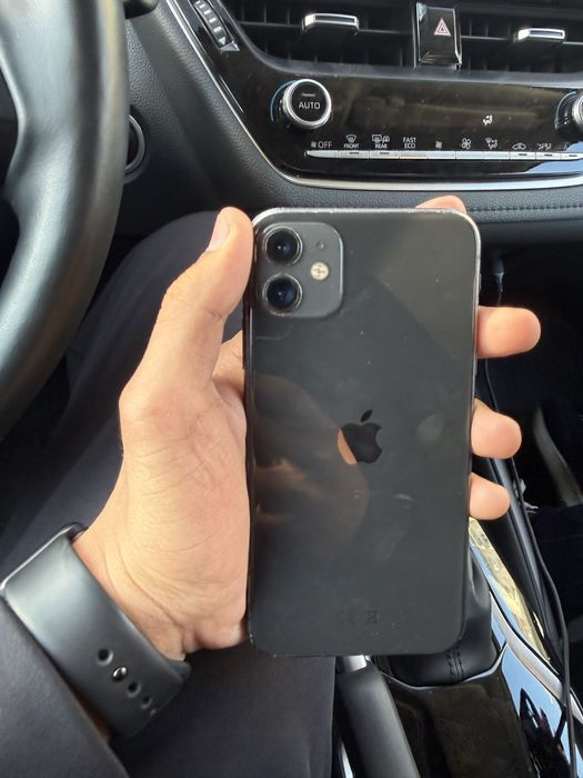 Продам айфон 11 128гб