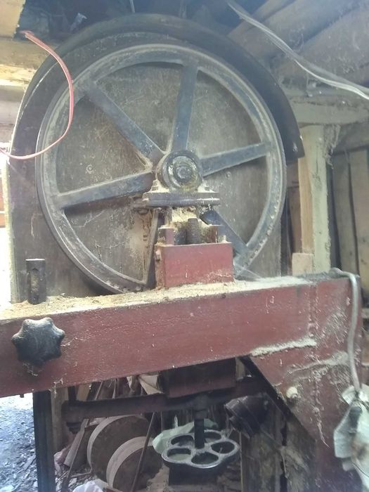 Банциг трифазен .