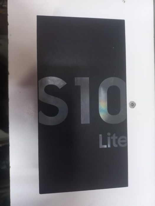 Продам самсунг s 10 Lite