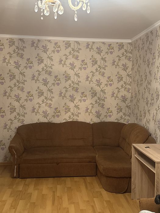 Отдам диван бу ,