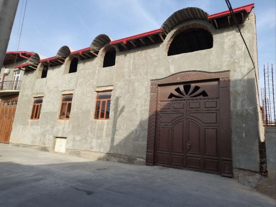 Срочно Сотилади Ховли 3 сотих,подвал+1 этаж 300кв+подвал.135000$Тарвма